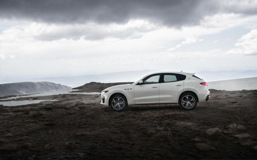  Maserati Levante GTS 2018 года  (WW) (фото 22 из 74)